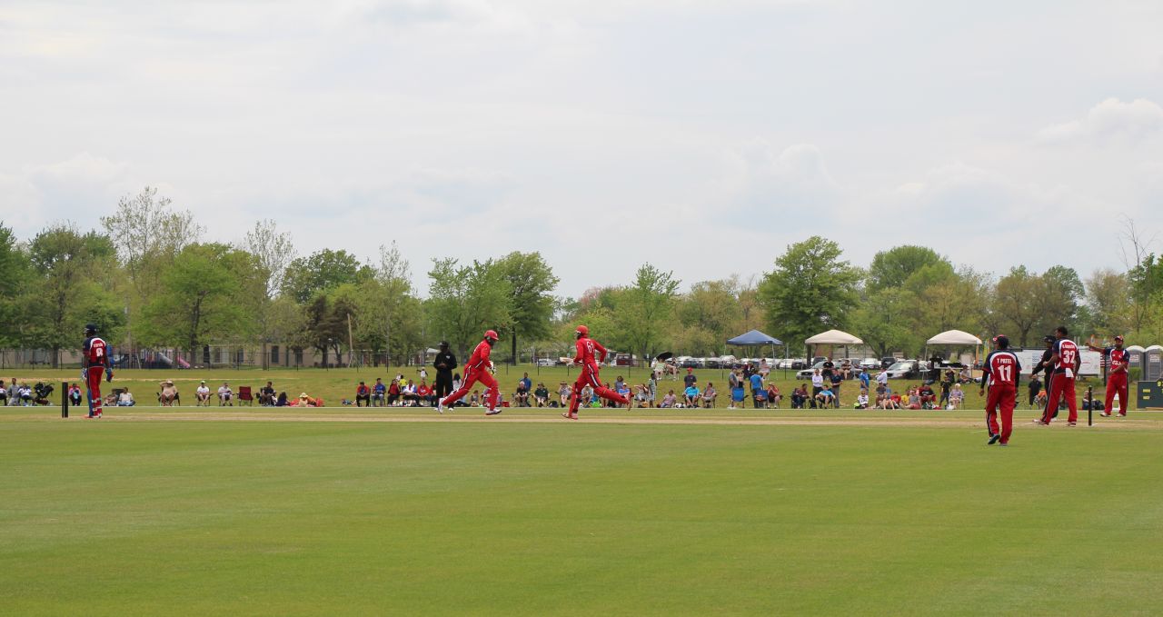 Fans line the west boundary at Indianapolis World Sports Park, Canada v United States of America, ICC Americas Regional T20, Indianapolis, May 9, 2015