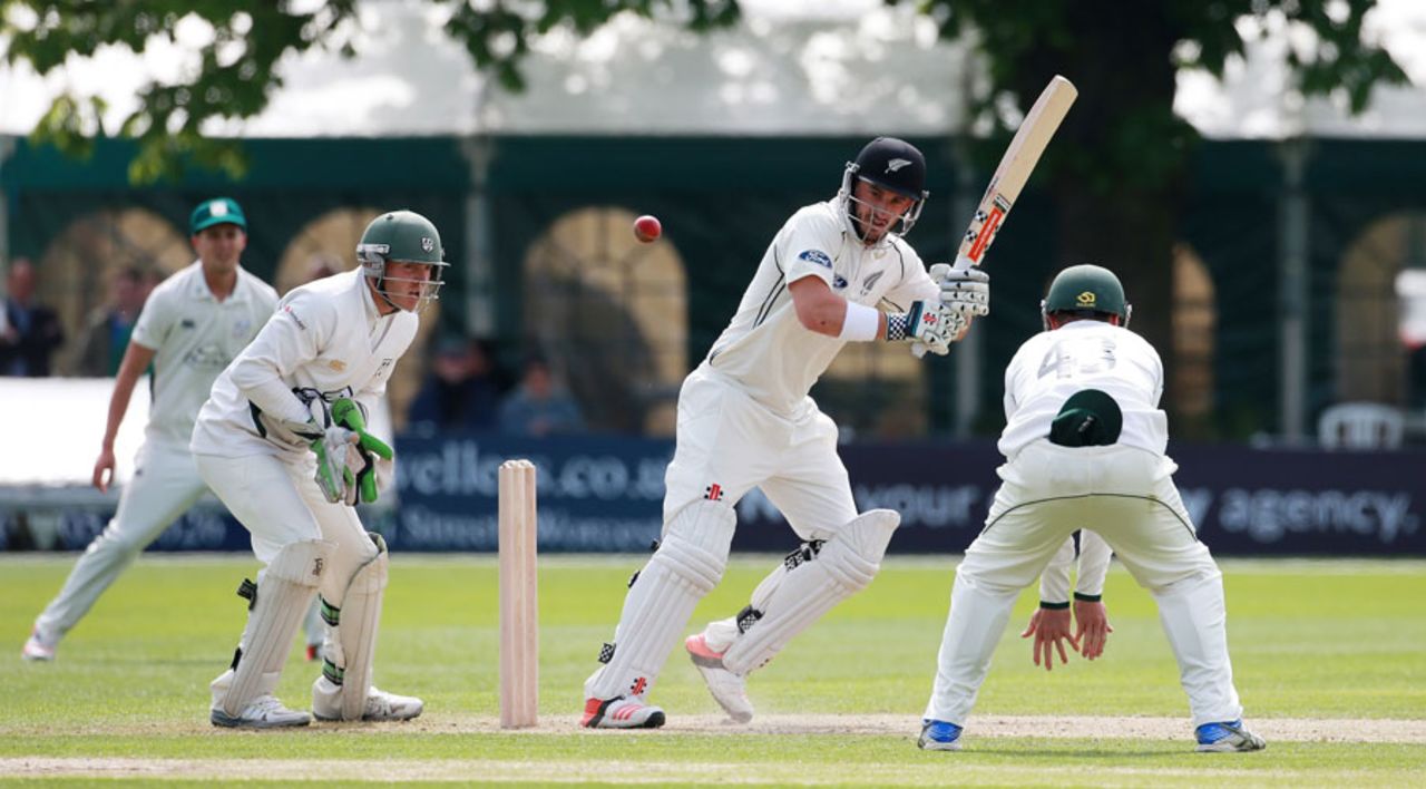 Hamish Rutherford flicks to leg on his way to 75, Worcestershire v New Zealanders, Tour match, New Road, 2nd day, May 15, 2015