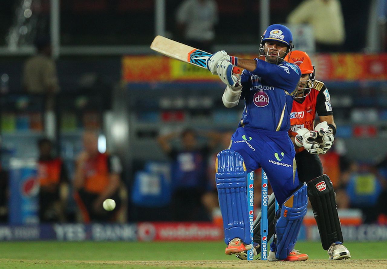 Parthiv Patel steered Mumbai's chase with an unbeaten 51, Sunrisers Hyderabad v Mumbai Indians, IPL 2015, Hyderabad, May 17, 2015