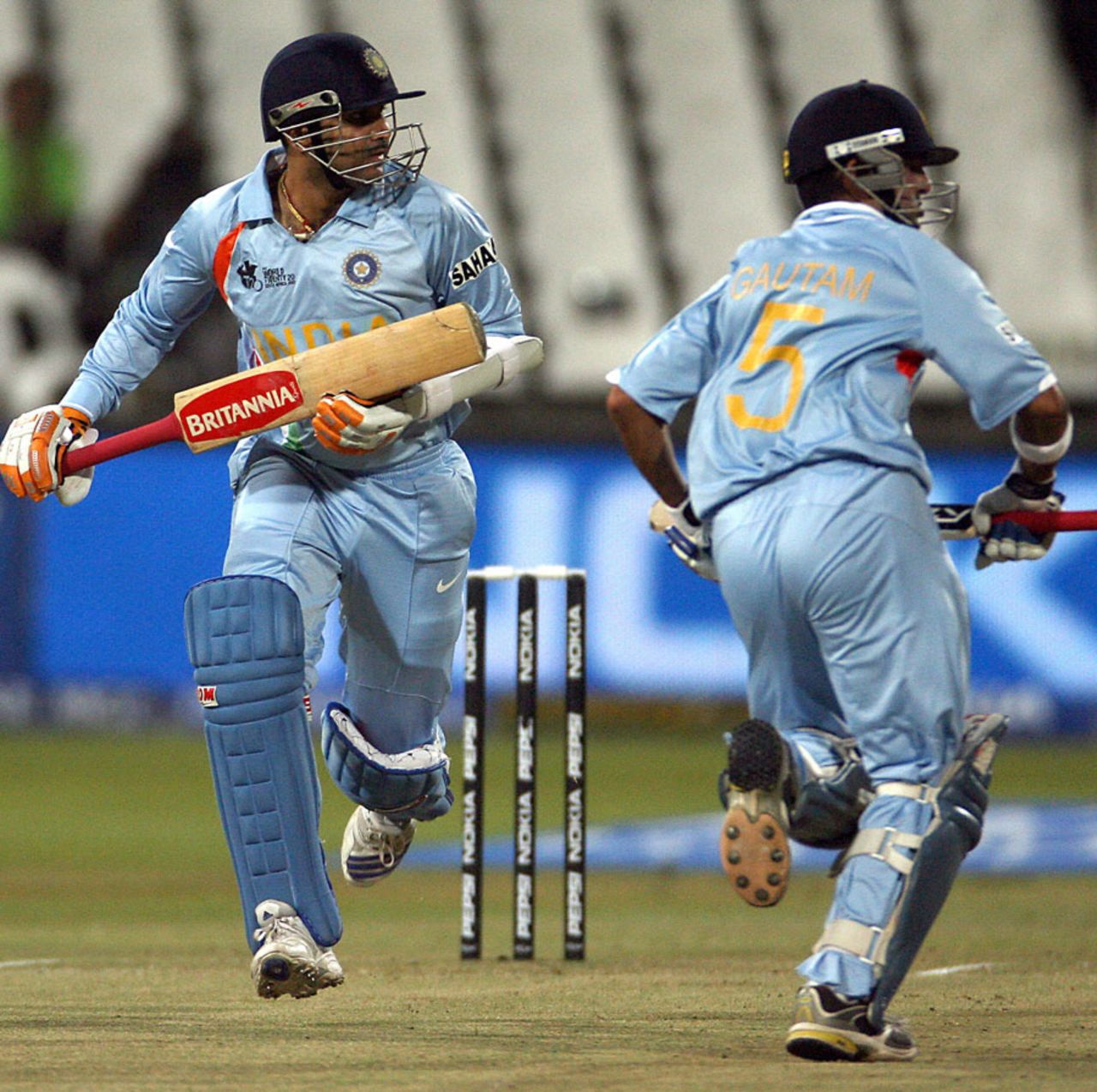 Virender Sehwag and Gautam Gambhir focus on the ball while running between the wickets, India v South Africa, Group E, ICC World Twenty20, Durban, September 20, 2007