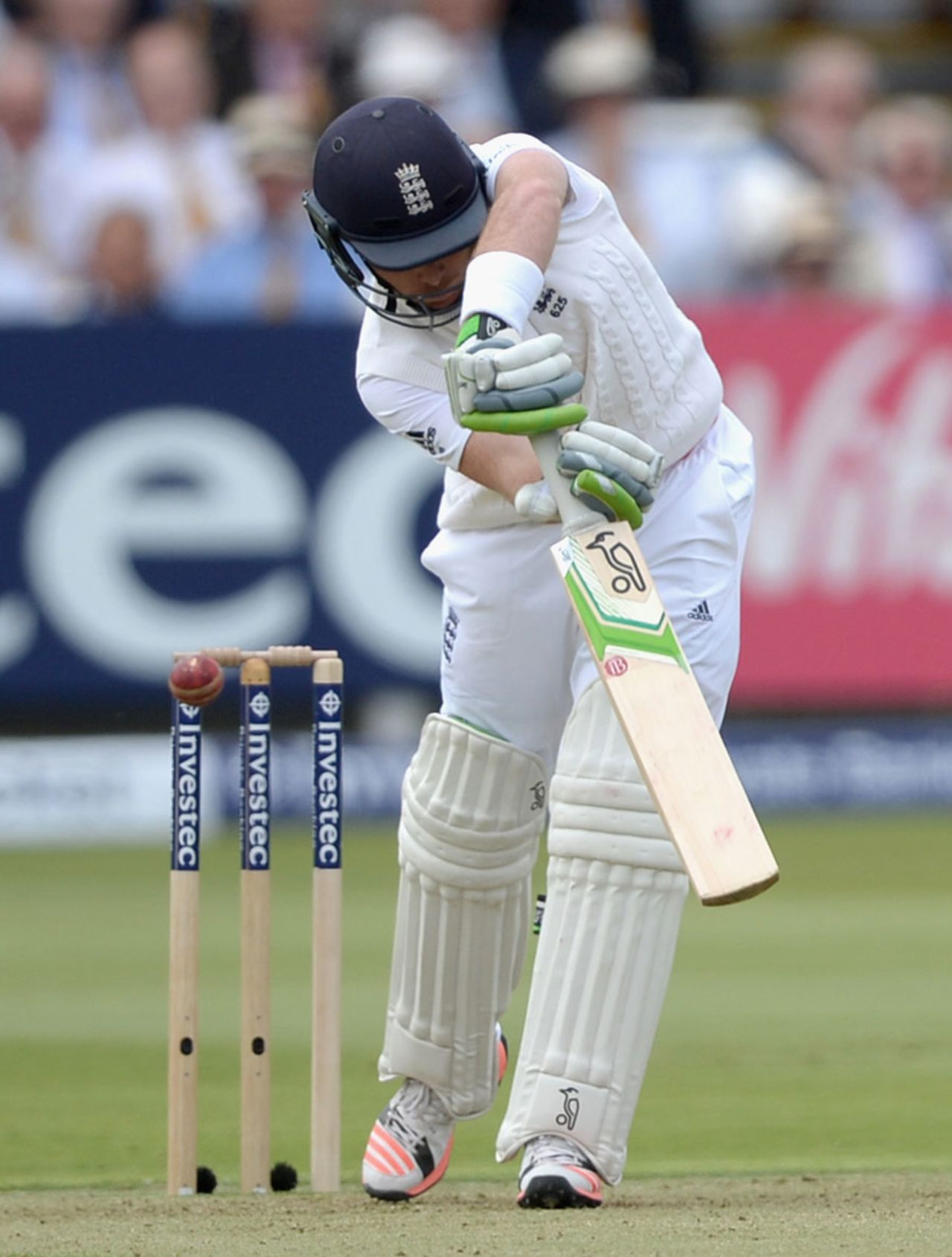 Top of off: Ian Bell gets a good one, England v New Zealand, 1st Investec Test, Lord's, 1st day, May 21, 2015