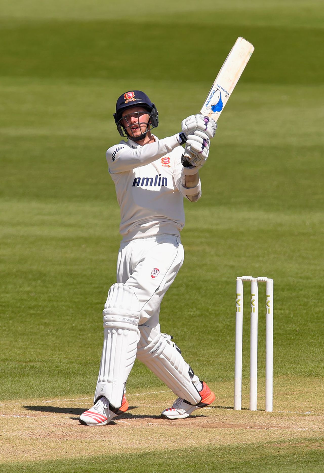 Jamie Porter attempts a pull, Glamorgan v Essex, County Championship Division Two, Cardiff, 4th day, May 21, 2015