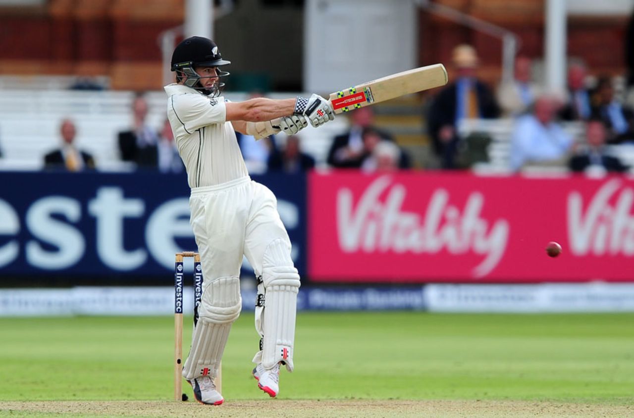 Kane Williamson pulls on his way to 92 not out at the close, England v New Zealand, 1st Investec Test, Lord's, 2nd day, May 22, 2015