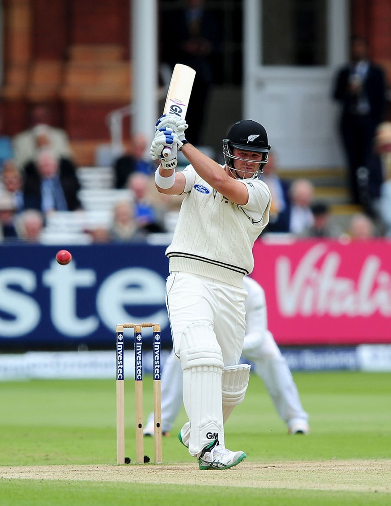 Corey Anderson came out to counter-attack, England v New Zealand, 1st Investec Test, Lord's, 5th day, May 25, 2015
