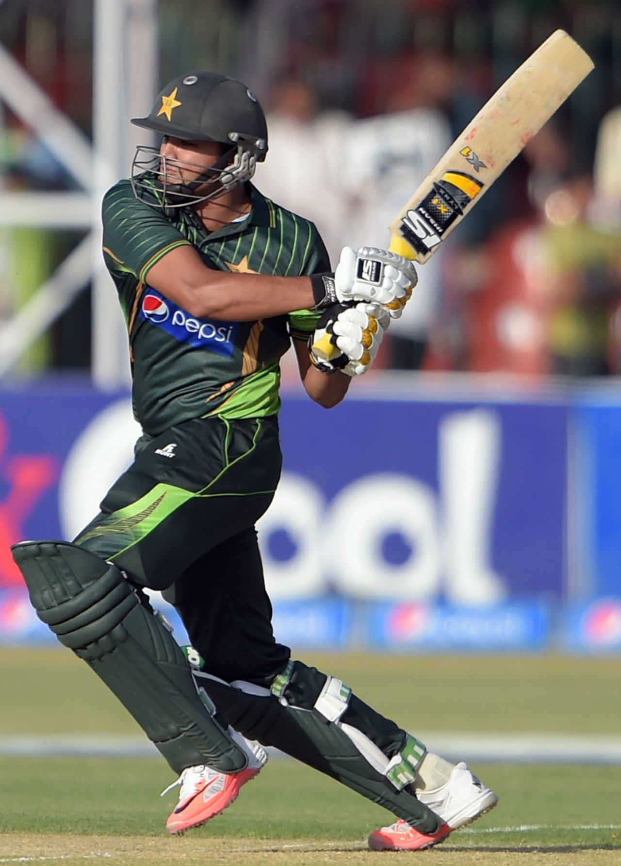 Azhar Ali got to 50 off 55 balls, Pakistan v Zimbabwe, 1st ODI, Lahore, May 26, 2015