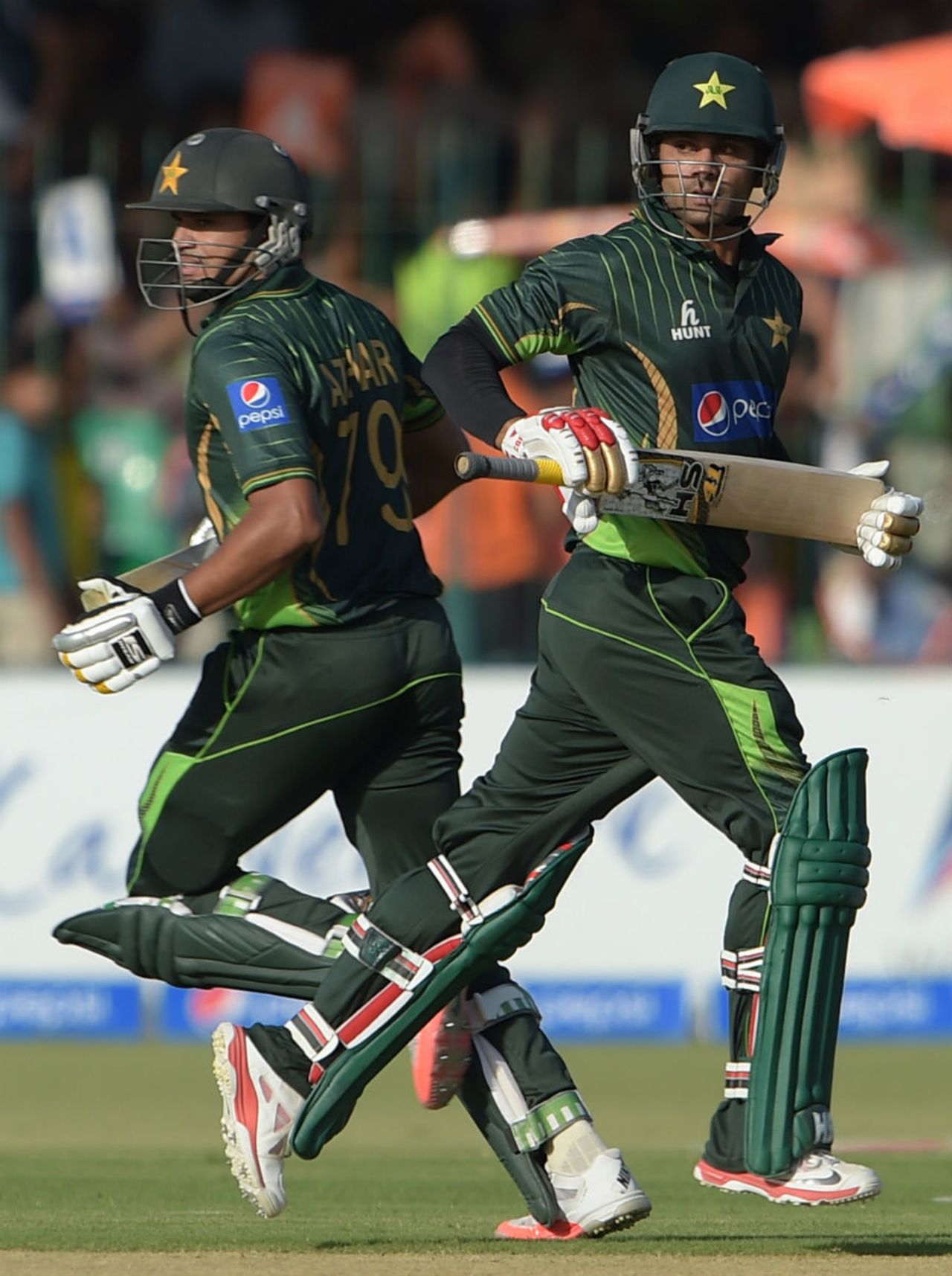 Mohammad Hafeez and Azhar Ali put on 170 runs for the opening stand, Pakistan v Zimbabwe, 1st ODI, Lahore, May 26, 2015