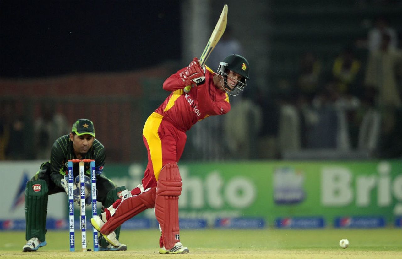 Sean Williams drills it down the ground, Pakistan v Zimbabwe, 1st ODI, Lahore, May 26, 2015