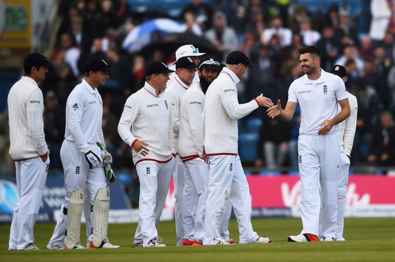James Anderson gets congratulated on his 400th Test wicket, England v New Zealand, 2nd Investec Test, Headingley, 1st day, May 29, 2015