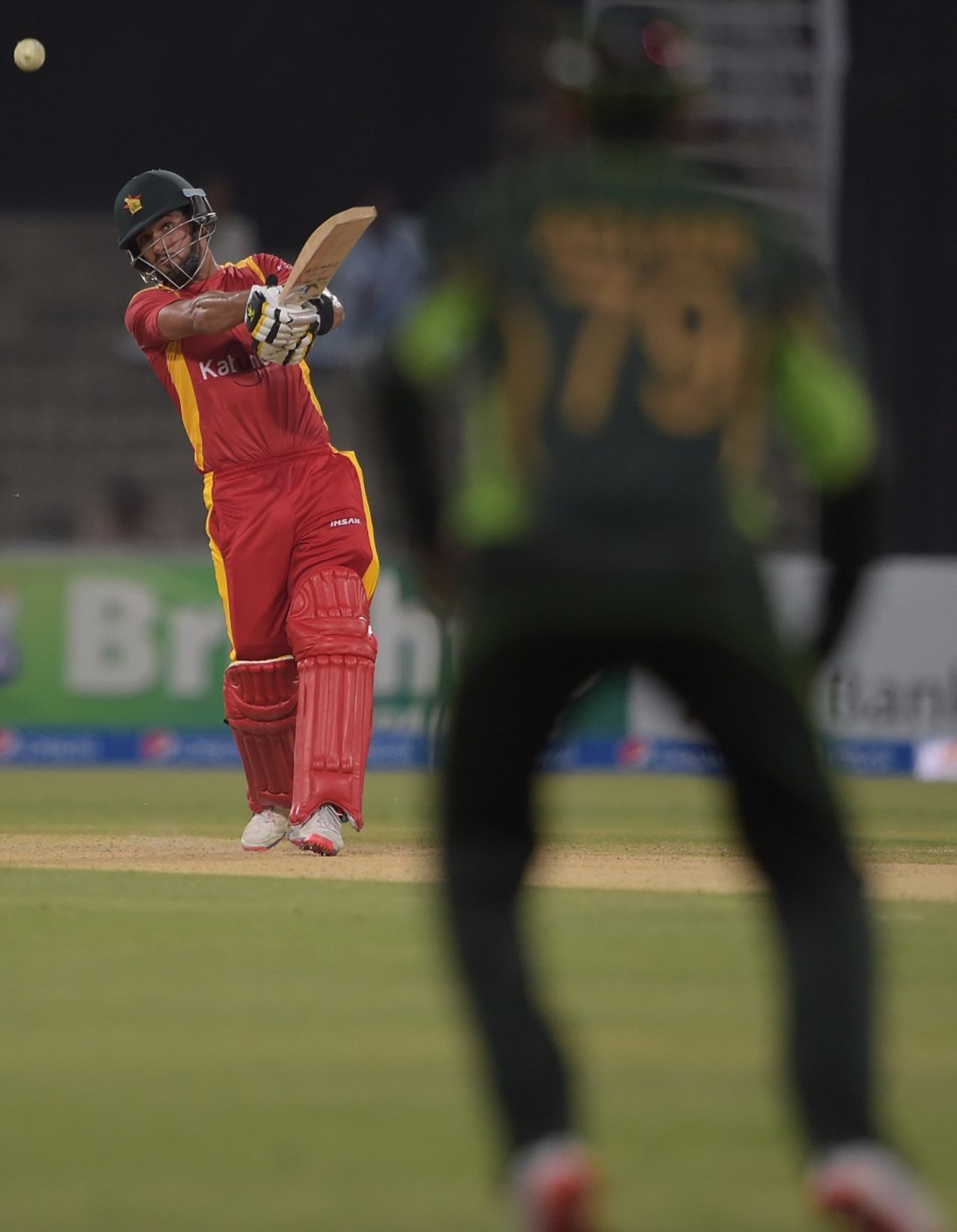 Sikandar Raza belts down the ground, Pakistan v Zimbabwe, 2nd ODI, Lahore, May 29, 2015