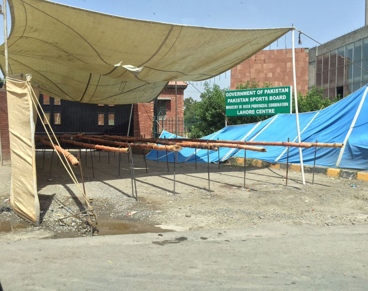 The site of the blast near Gaddafi Stadium a day later, Lahore, May 30, 2015