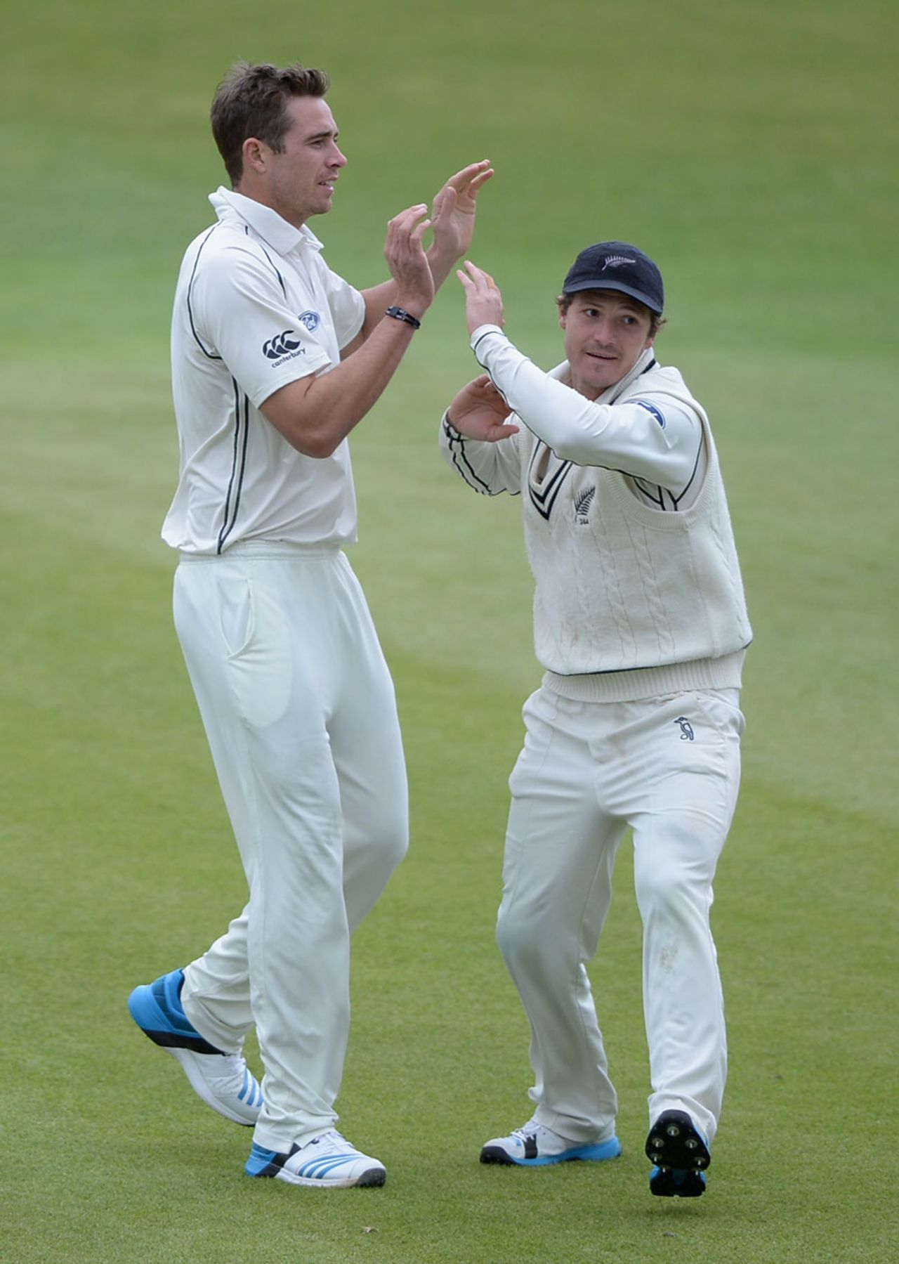Tim Southee picked up three quick wickets in the morning, England v New Zealand, 2nd Investec Test, Headingley, 3rd day, May 31, 2015