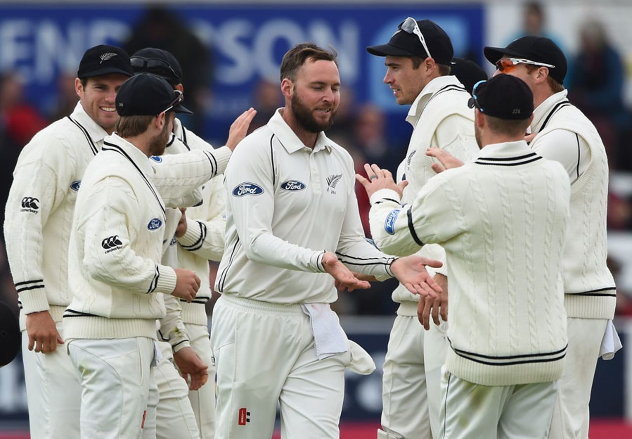 Mark Craig ended a rapid stand for the ninth wicket, England v New Zealand, 2nd Investec Test, Headingley, 3rd day, May 31, 2015