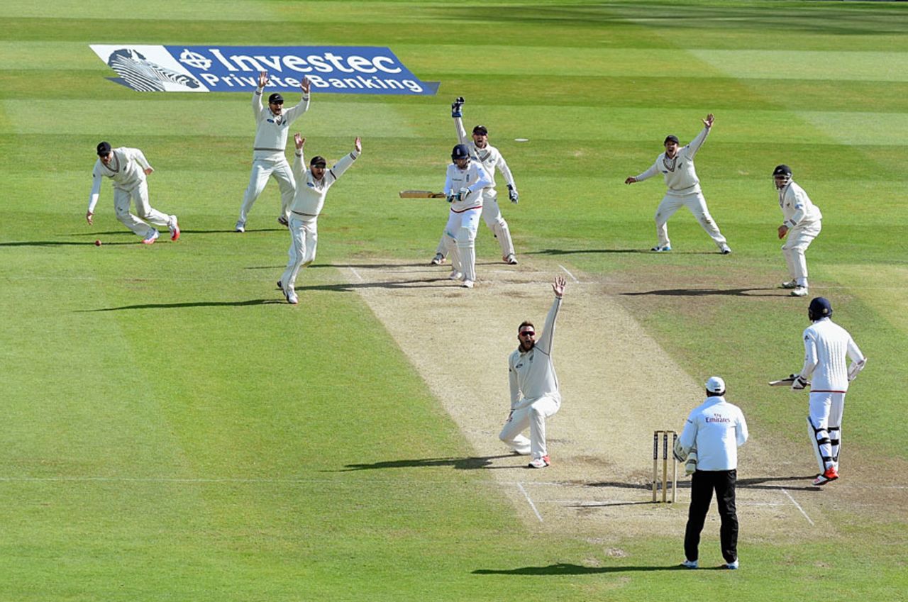 Mark Craig appeals for the final wicket, England v New Zealand, 2nd Investec Test, Headingley, 5th day, June 2, 2015