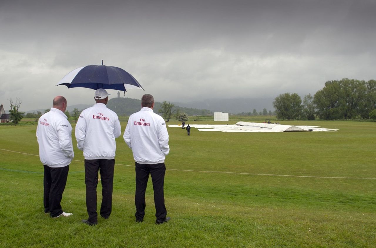 The umpires wait for wet weather to clear, ICC Intercontinental Cup, Scotland v Afghanistan, Stirling, 4th day, June 5, 2015