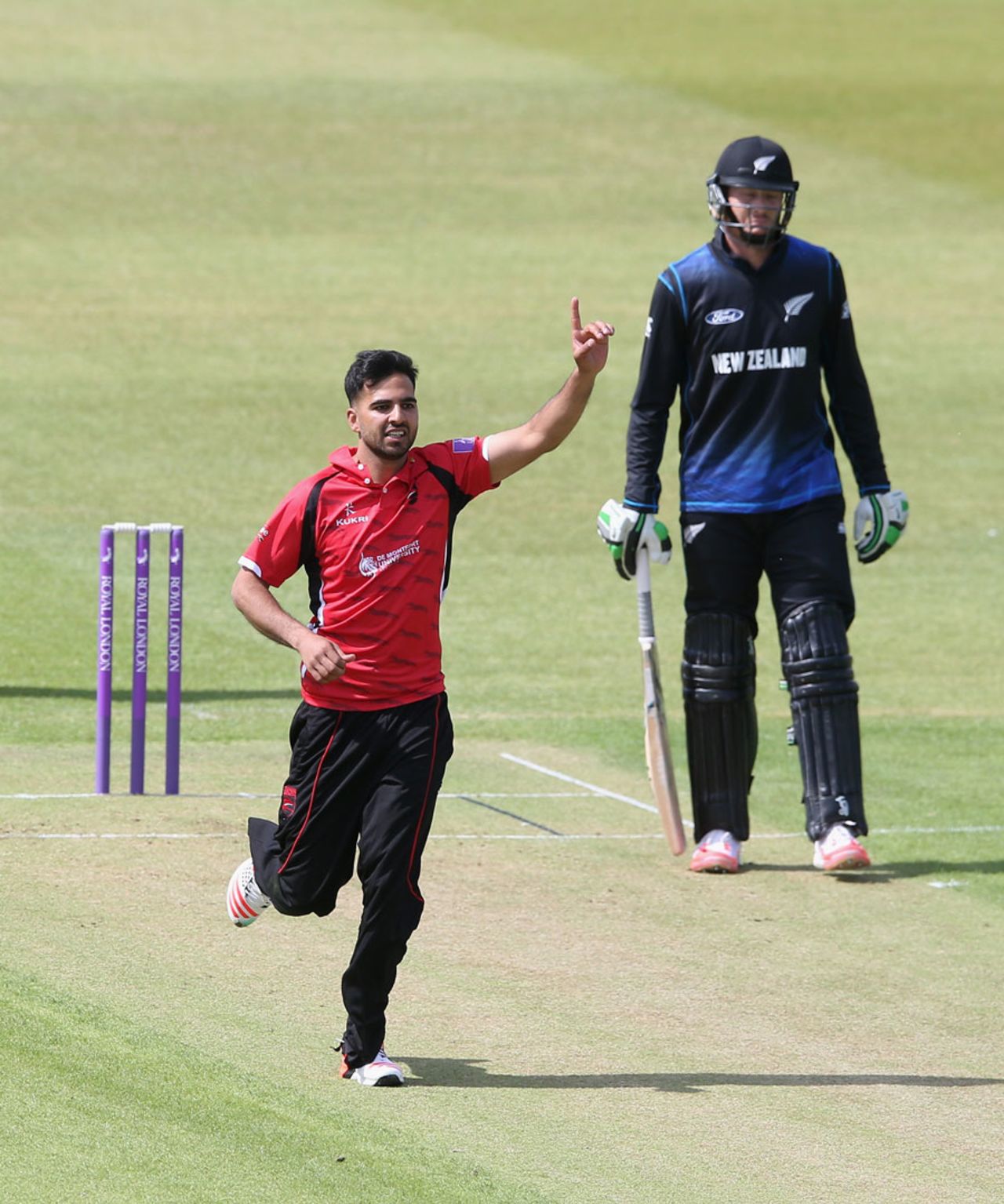 Atif Sheikh picked up Brendon McCullum in his second over, Leicestershire v New Zealanders, Tour match, Grace Road, June 6, 2015