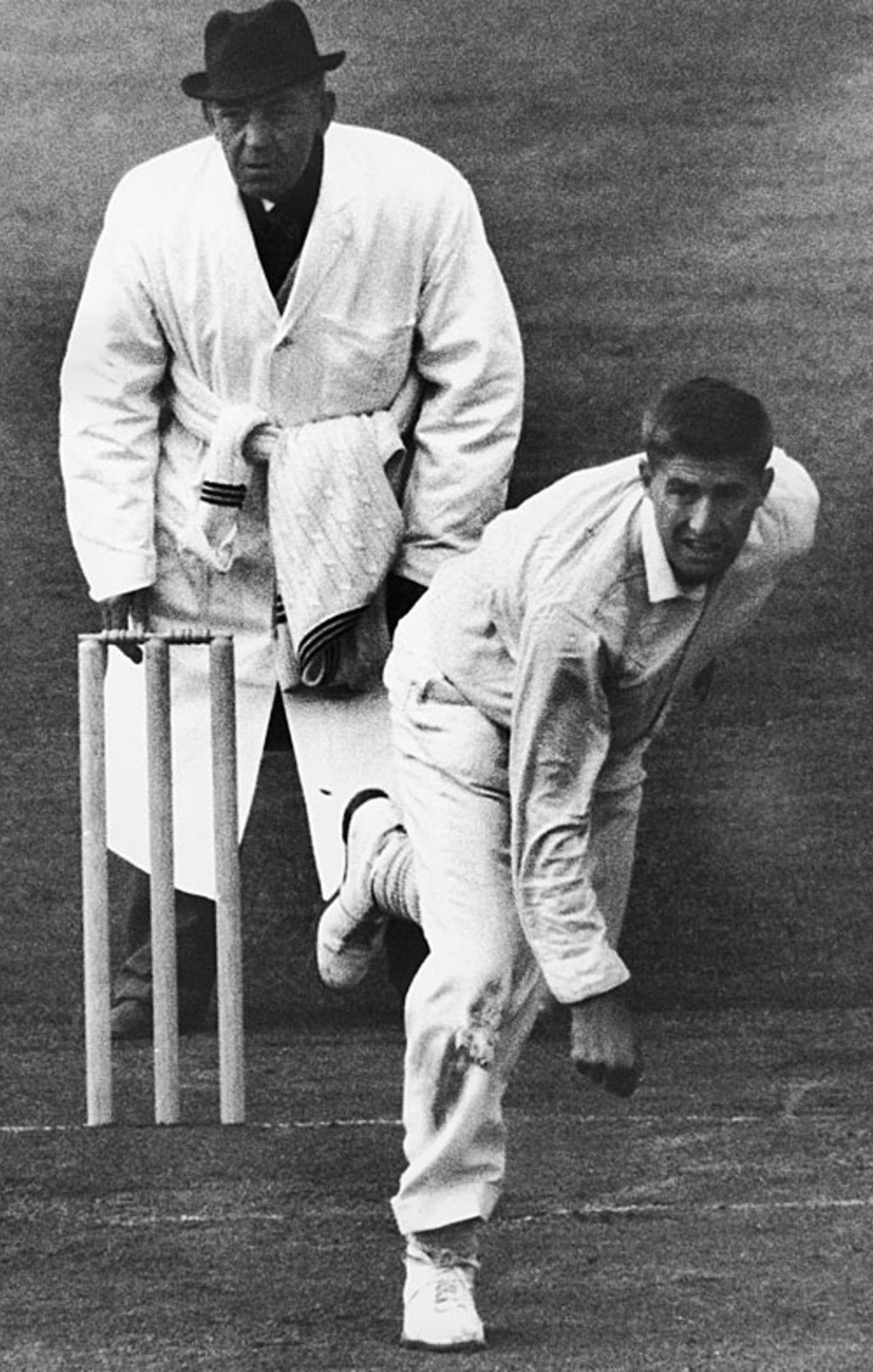 Dick Motz bowling, England v New Zealand, 1st Test, Edgbaston, May 27, 1965