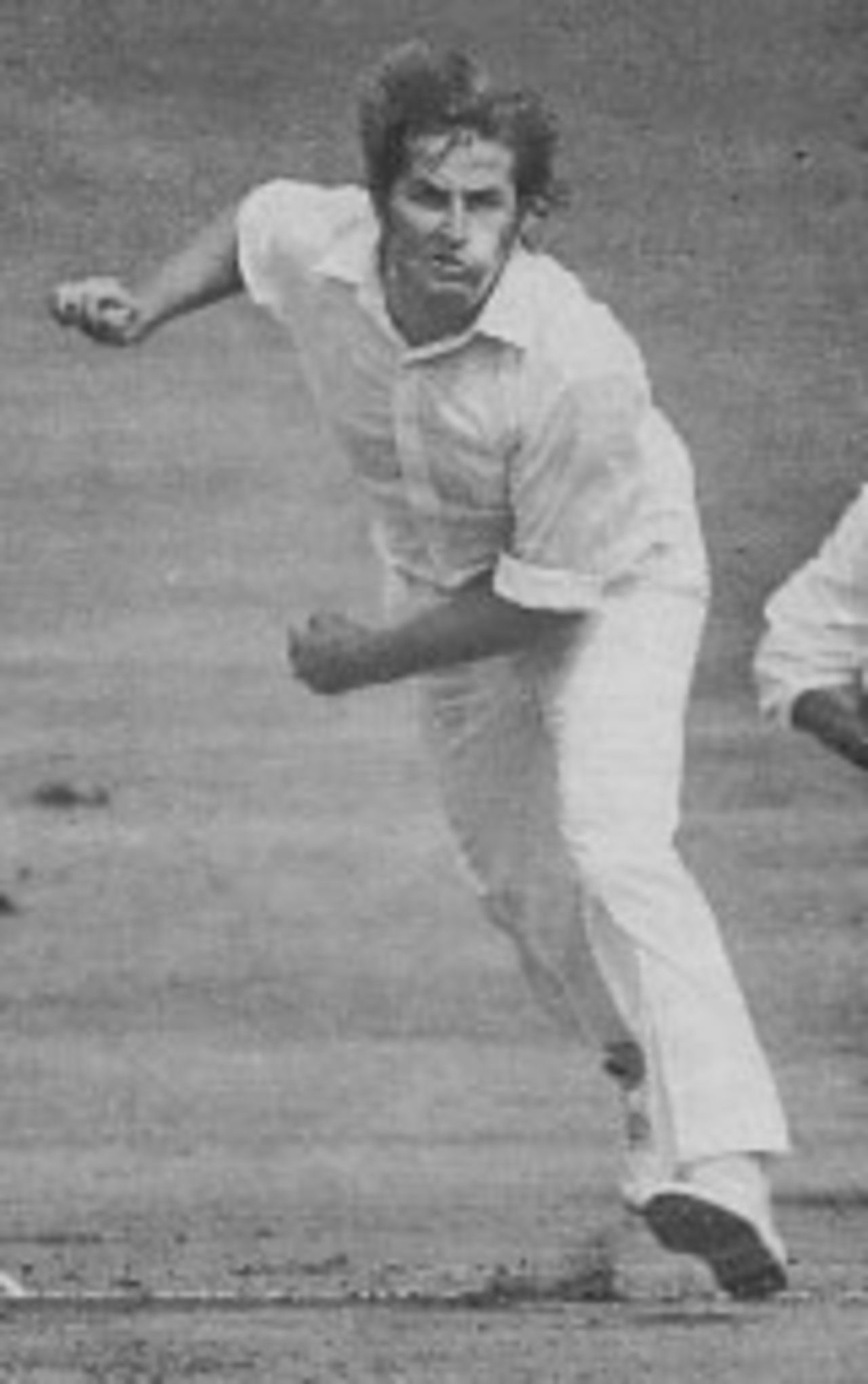 Gary Gilmour bowling during the 1975 World Cup