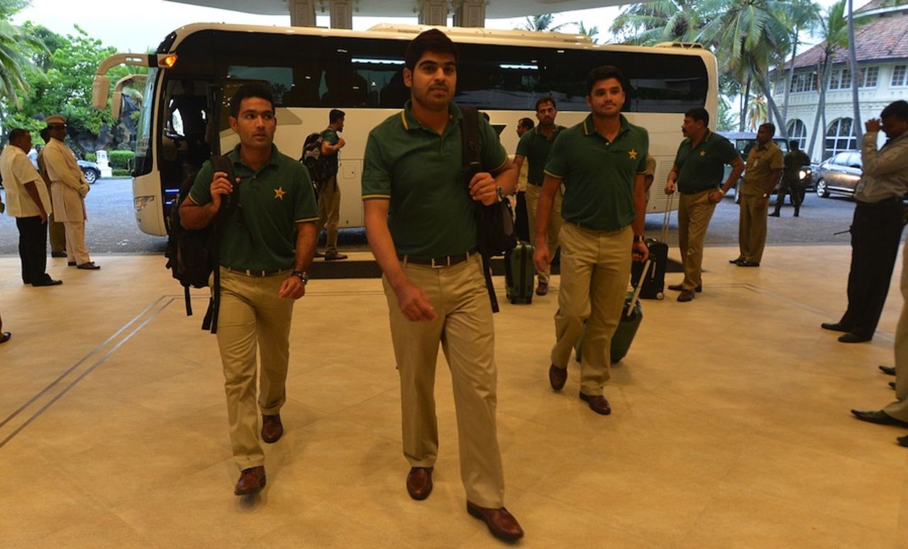 Asad Shafiq, Haris Sohail and Azhar Ali arrive at the team hotel in Colombo, June 9, 2015