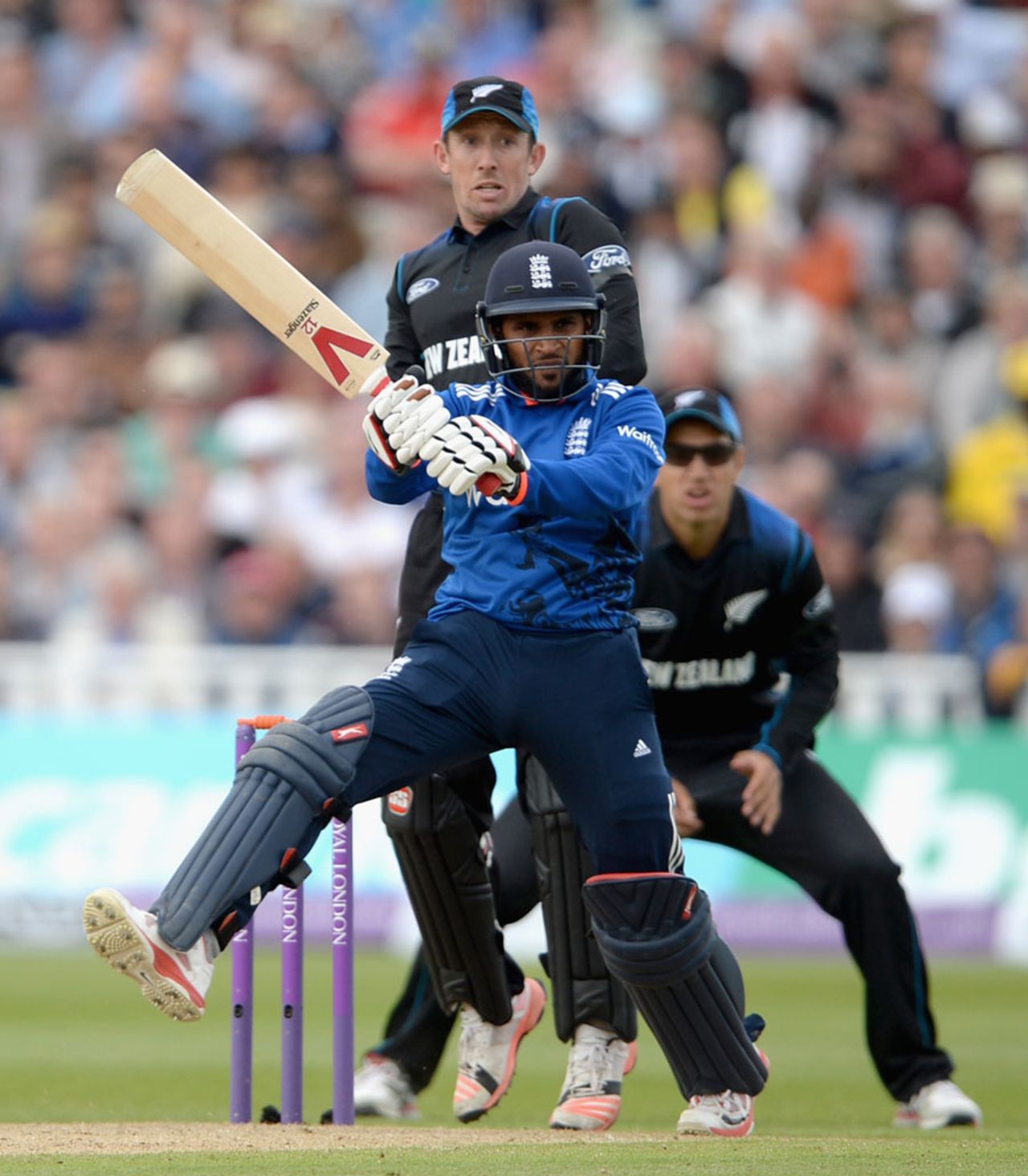Adil Rashid played some enterprising shots, England v New Zealand, 1st ODI, Edgbaston, June 9, 2015