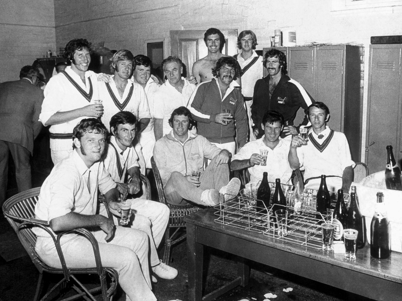 Australia celebrate beating Pakistan, Sydney, January 11, 1973