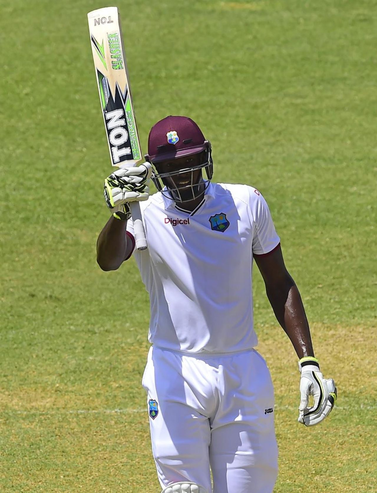 Jason Holder acknowledges the applause for his half-century, West Indies v Australia, 2nd Test, Kingston, 3rd day, June 13, 2015