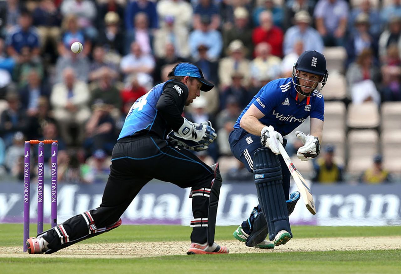 Eoin Morgan was given a life when Luke Ronchi missed a leg-side stumping, England v New Zealand, 3rd ODI, Ageas Bowl, June 14, 2015
