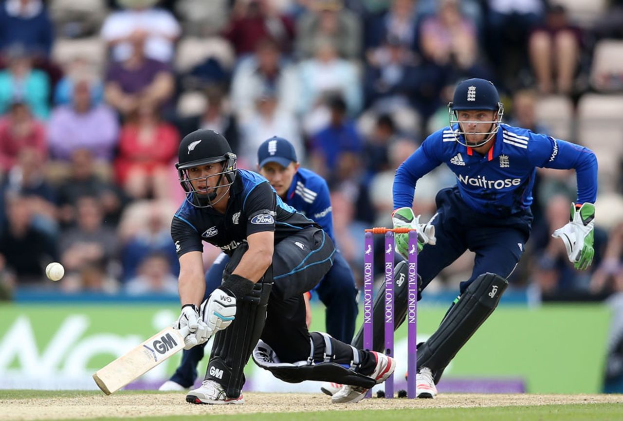 Ross Taylor attempts to play a paddle sweep, England v New Zealand, 3rd ODI, Ageas Bowl, June 14, 2015