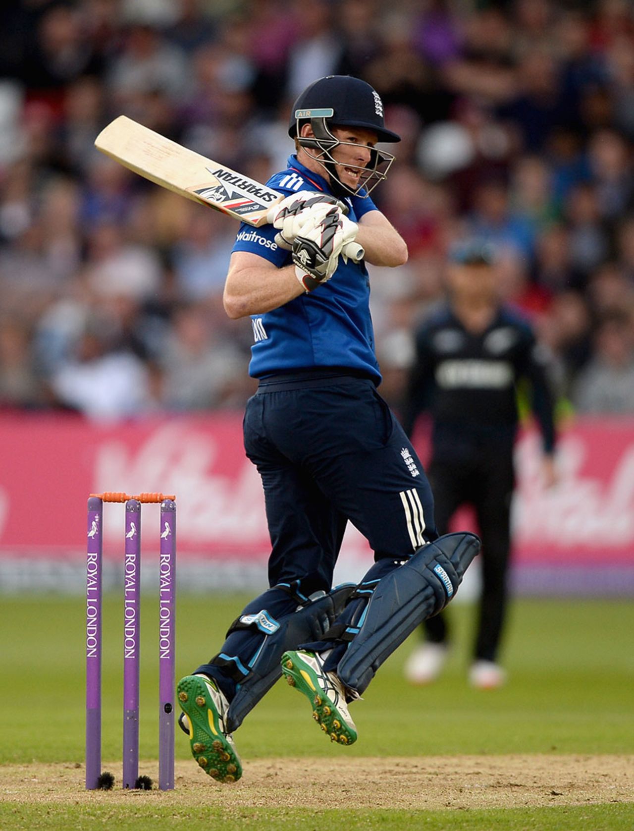 Eoin Morgan was key to England's chase, England v New Zealand, 4th ODI, Trent Bridge, June 17, 2015