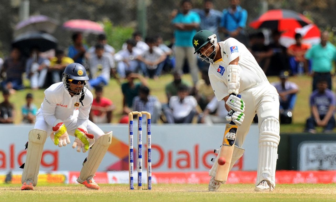 Zulfiqar Babar drills the ball through the off side, Sri Lanka v Pakistan, 1st Test, Galle, 4th day, June 20, 2015