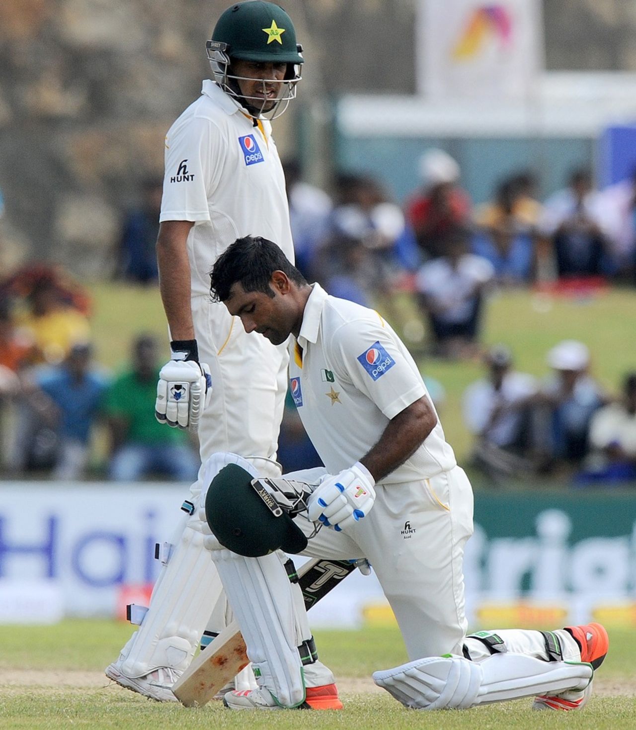 Asad Shafiq celebrates after scoring his century, Sri Lanka v Pakistan, 1st Test, Galle, 4th day, June 20, 2015