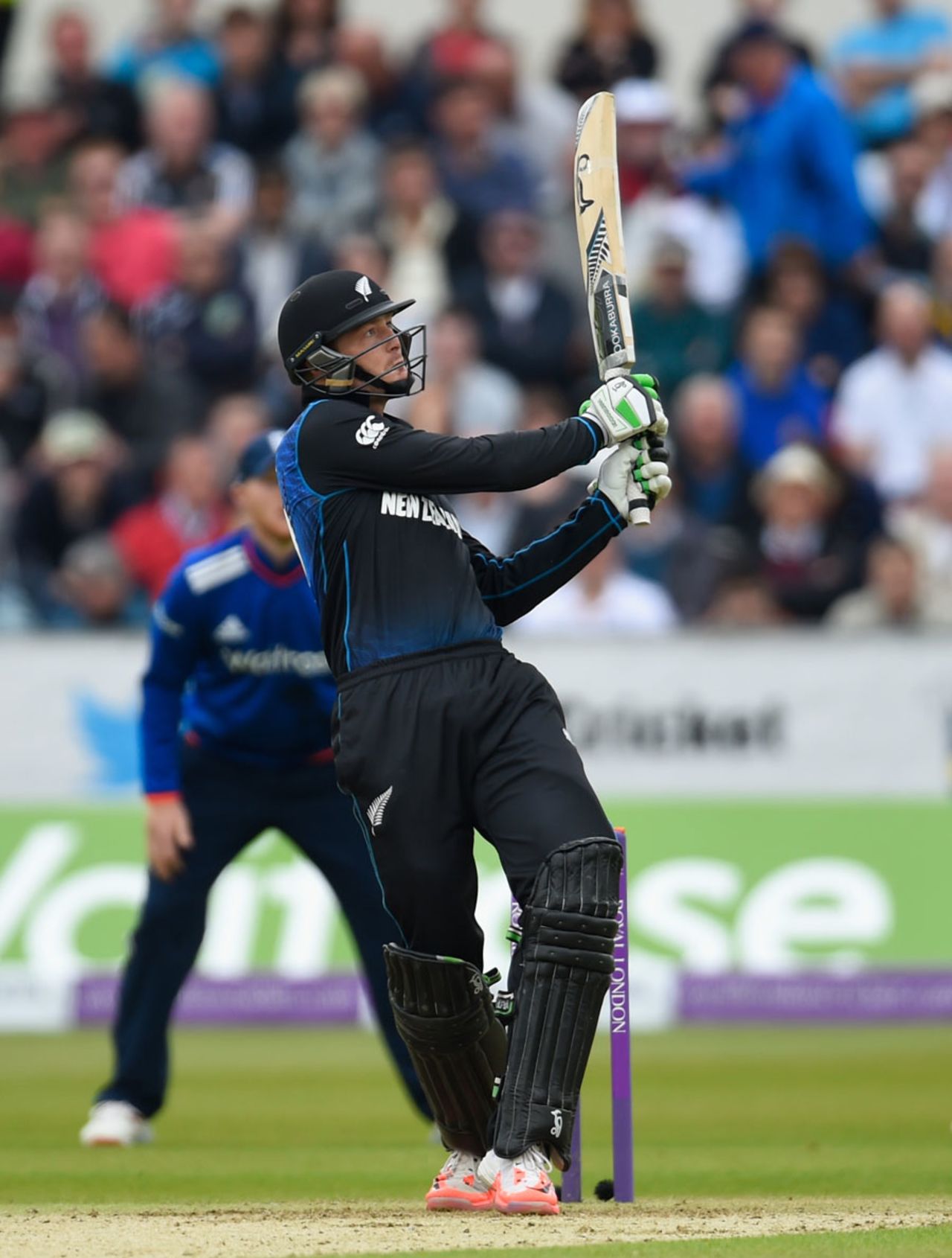Martin Guptill plays a pull shot, England v New Zealand, 5th ODI, Chester-le-Street, June 20, 2015