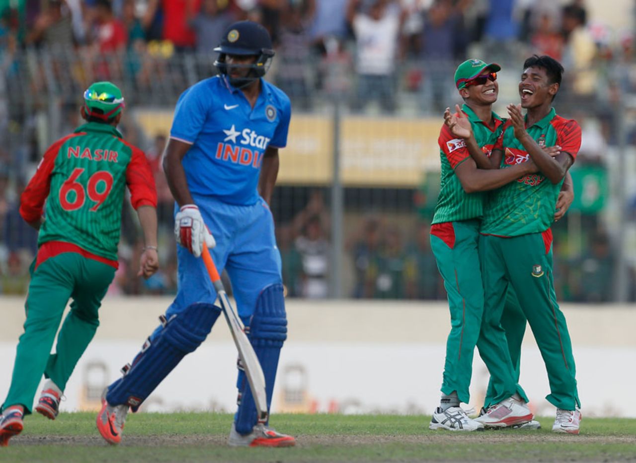 Mustafizur Rahman claimed his second consecutive five-wicket haul, Bangladesh v India, 2nd ODI, Mirpur, June 21, 2015