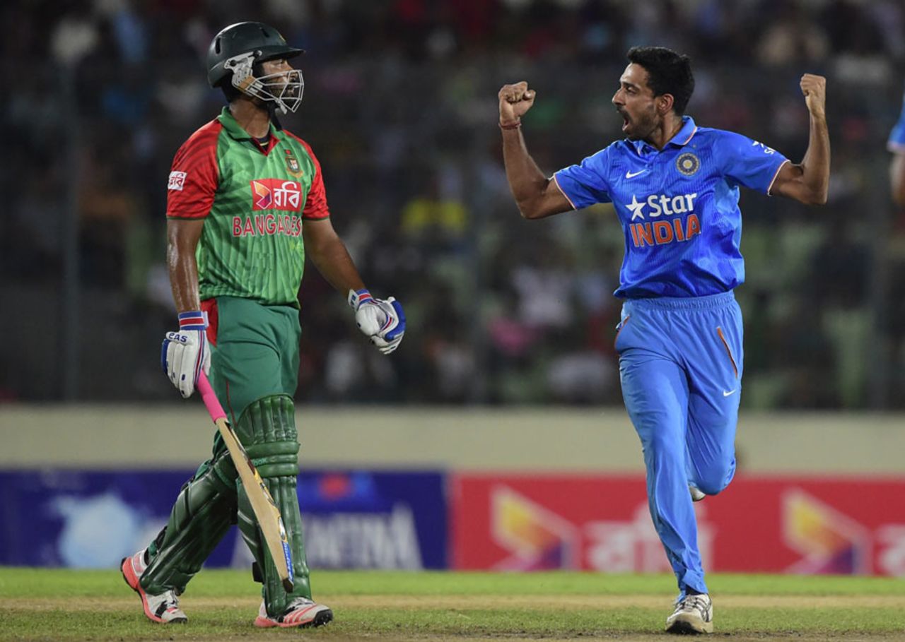 Dhawal Kulkarni exults after dismissing Tamim Iqbal, Bangladesh v India, 2nd ODI, Mirpur, June 21, 2015