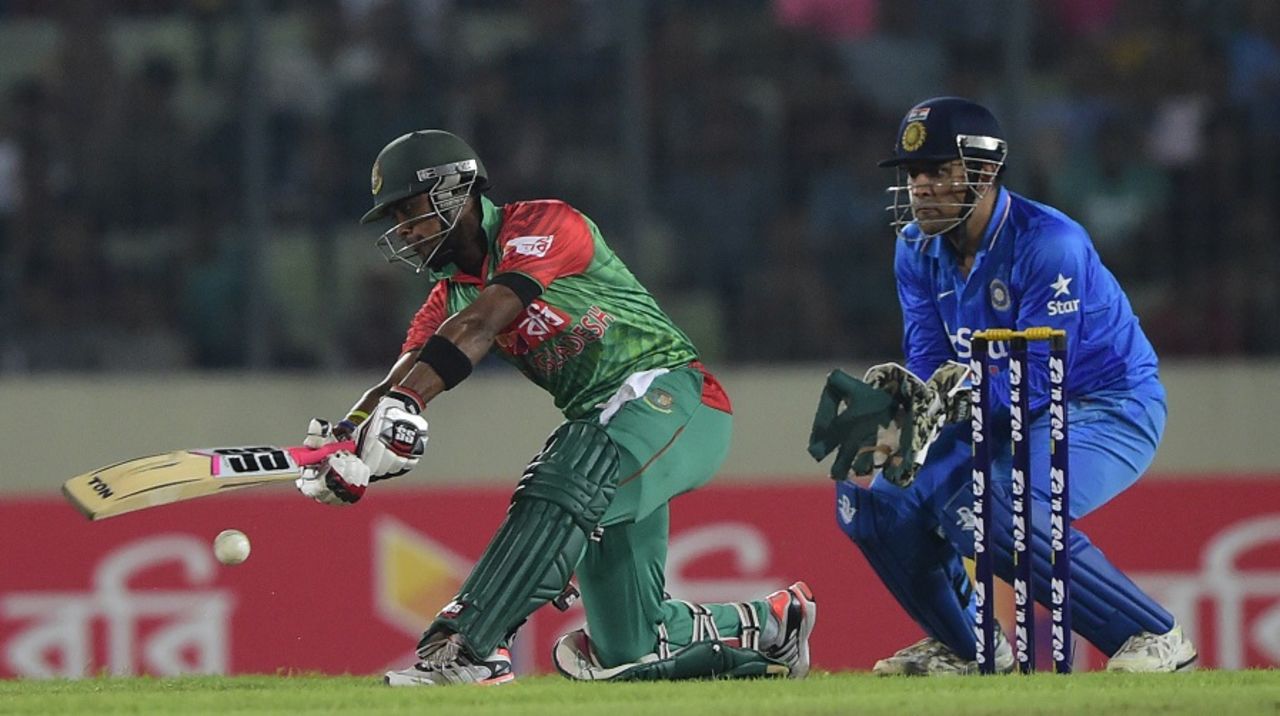 Sabbir Rahman unleashes the sweep, Bangladesh v India, 3rd ODI, Mirpur, June 24, 2015 