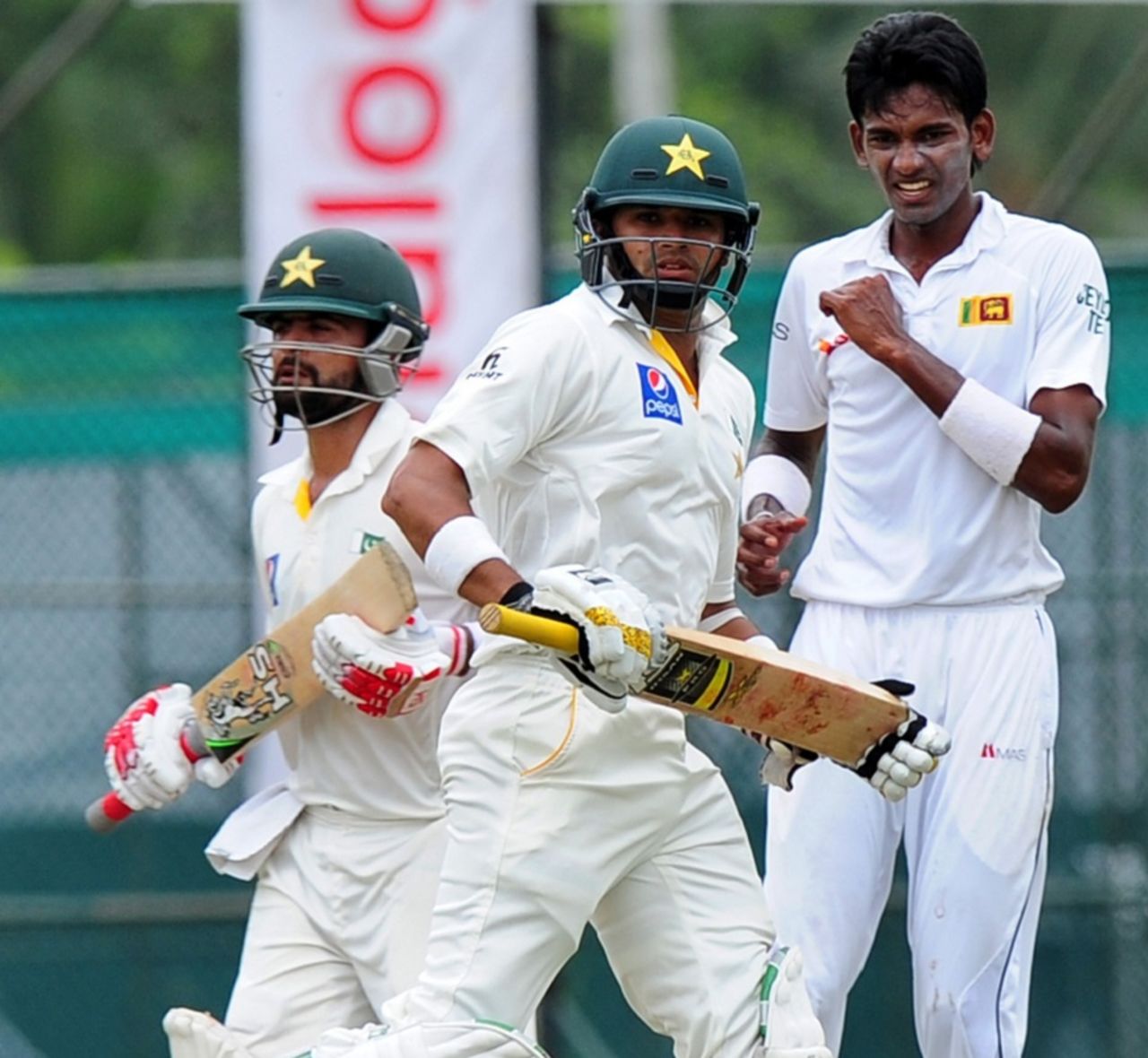 Ahmed Shehzad and Azhar Ali steadied Pakistan's innings, Sri Lanka v Pakistan, 2nd Test, Colombo, 3rd day, June 27, 2015