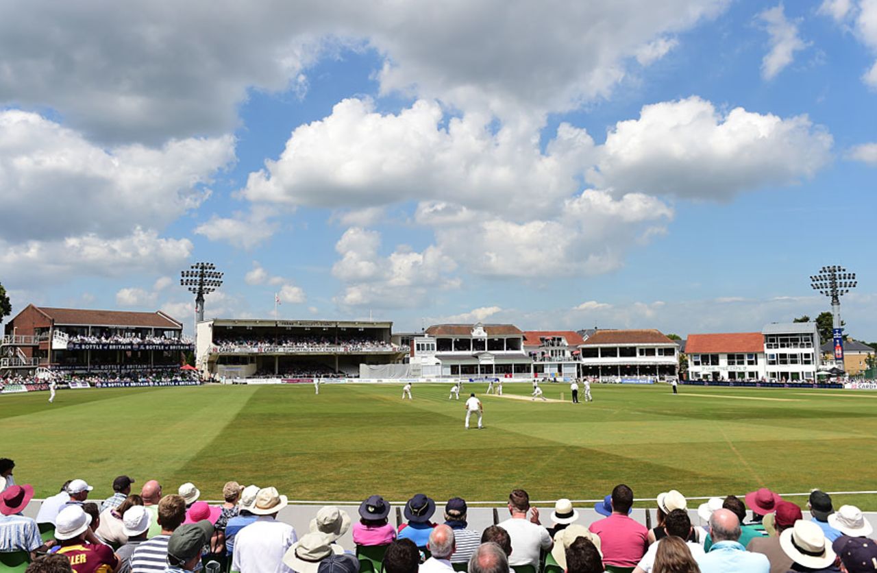 The crowd at Canterbury enjoy a summer's day, Kent v Australians, Tour Match, Canterbury, 3rd day, June 27, 2015