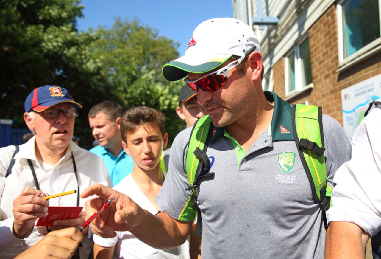 Ryan Harris signs autographs after announcing his retirement, Essex v Australians, Tour match, 4th day, Chelmsford, July 4, 2015