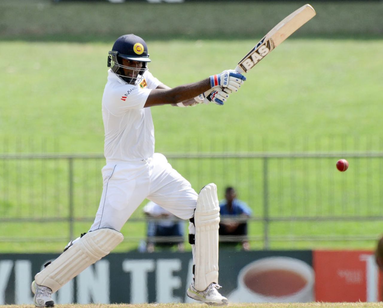 Angelo Mathews strokes one through the off side, Sri Lanka v Pakistan, 3rd Test, Pallekele, 3rd day, July 5, 2015