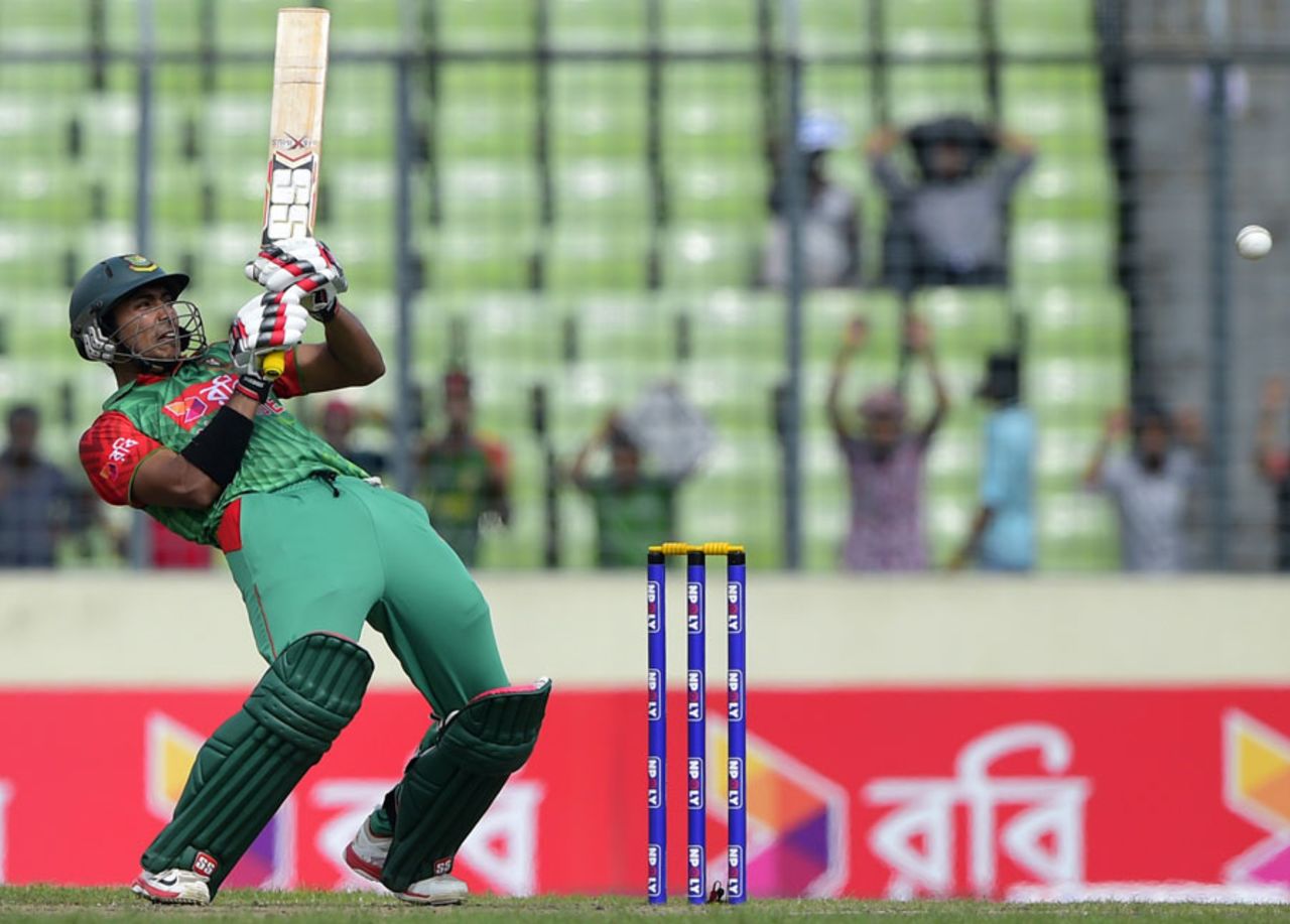 Soumya Sarkar misses the ramp, Bangladesh v South Africa, 2nd T20I, Mirpur, July 7, 2015
