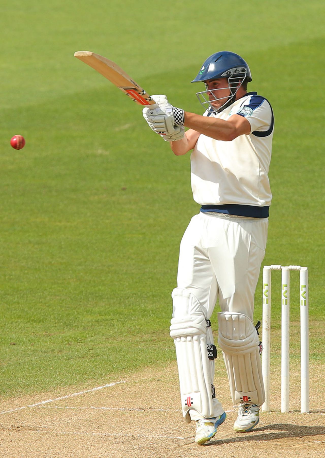 Will Rhodes pulls on his way to 79, Warwickshire v Yorkshire, County Championship Division One, Edgbaston, 3rd day, July 7, 2015