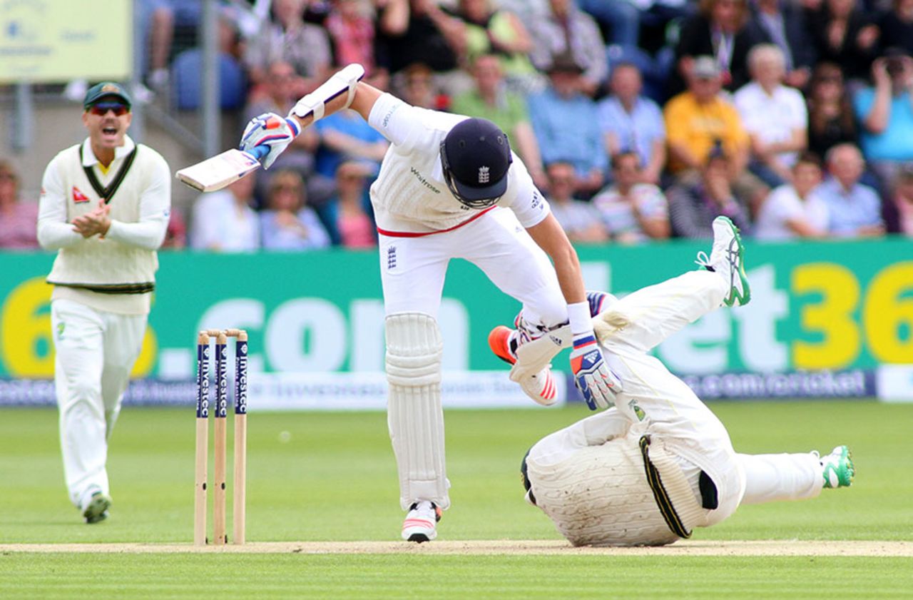 The third umpire ruled Stuart Broad not out after Adam Voges made this tumbling effort to catch him at short leg, England v Australia, 1st Investec Ashes Test, Cardiff, 2nd day, July 9, 2015