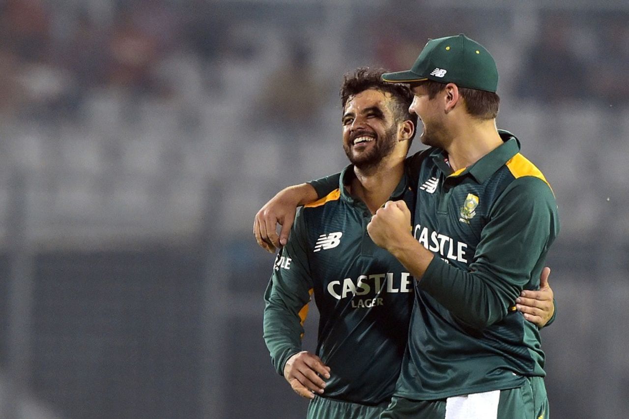 JP Duminy is elated after dismissing Mushfiqur Rahim, Bangladesh v South Africa, 1st ODI, Mirpur, July 10, 2015
