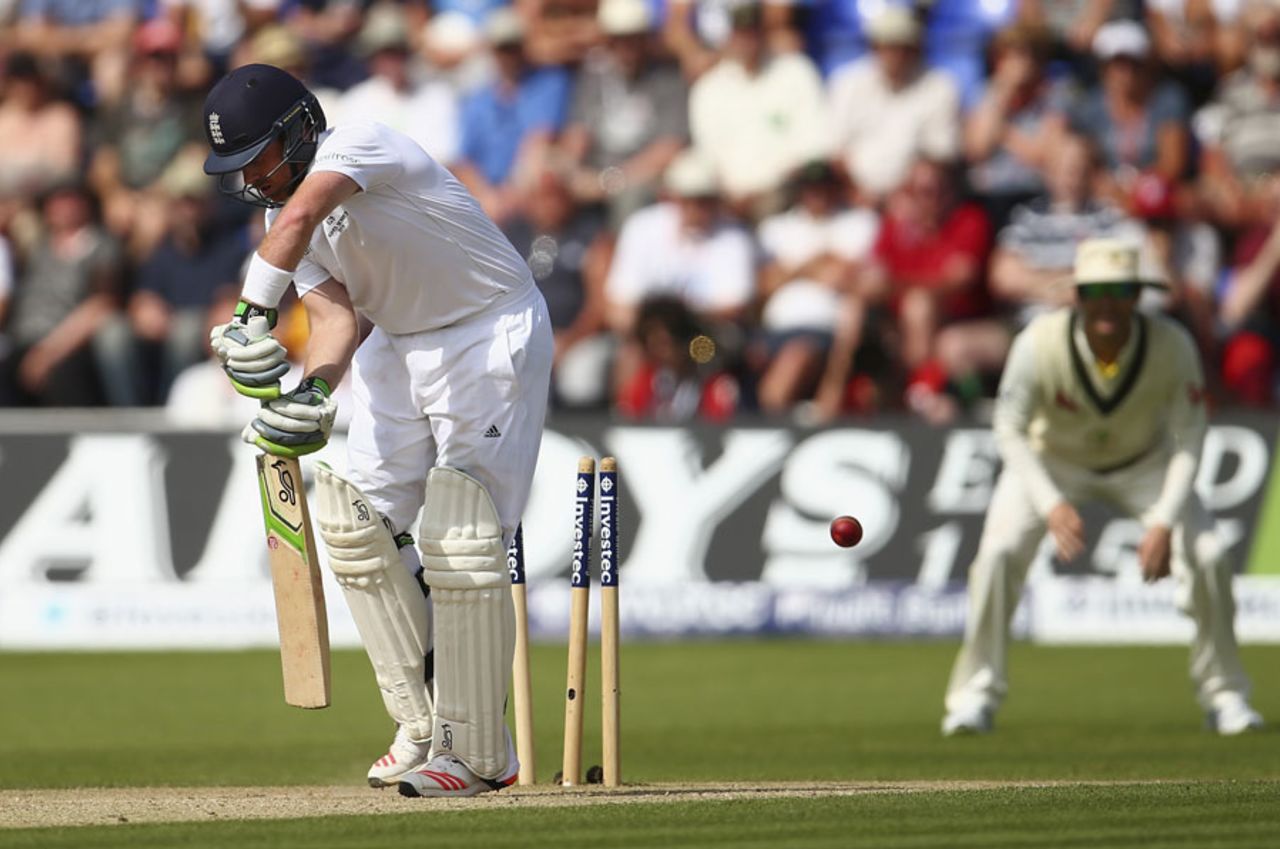 Ian Bell is bowled by Mitchell Johnson, England v Australia, 1st Investec Ashes Test, Cardiff, 3rd day, July 10, 2015