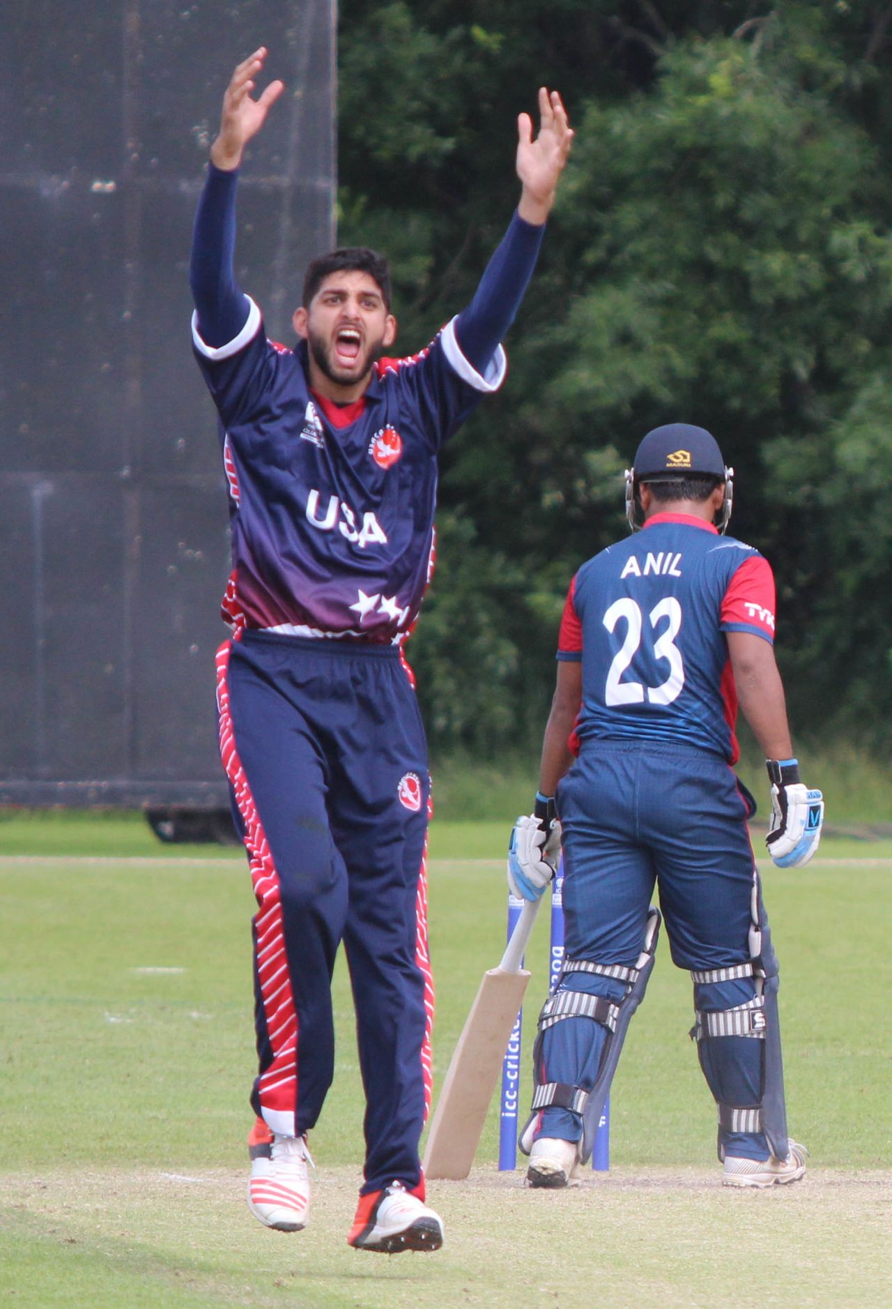 Hammad Shahid appeals for a catch down the leg side, Nepal v USA, World Twenty20 Qualifier, Belfast, July 10, 2015