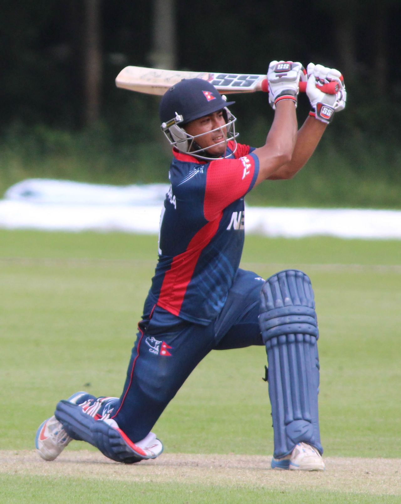 Gyanendra Malla slog sweeps over the leg side, Nepal v USA, World Twenty20 Qualifier, Belfast, July 10, 2015