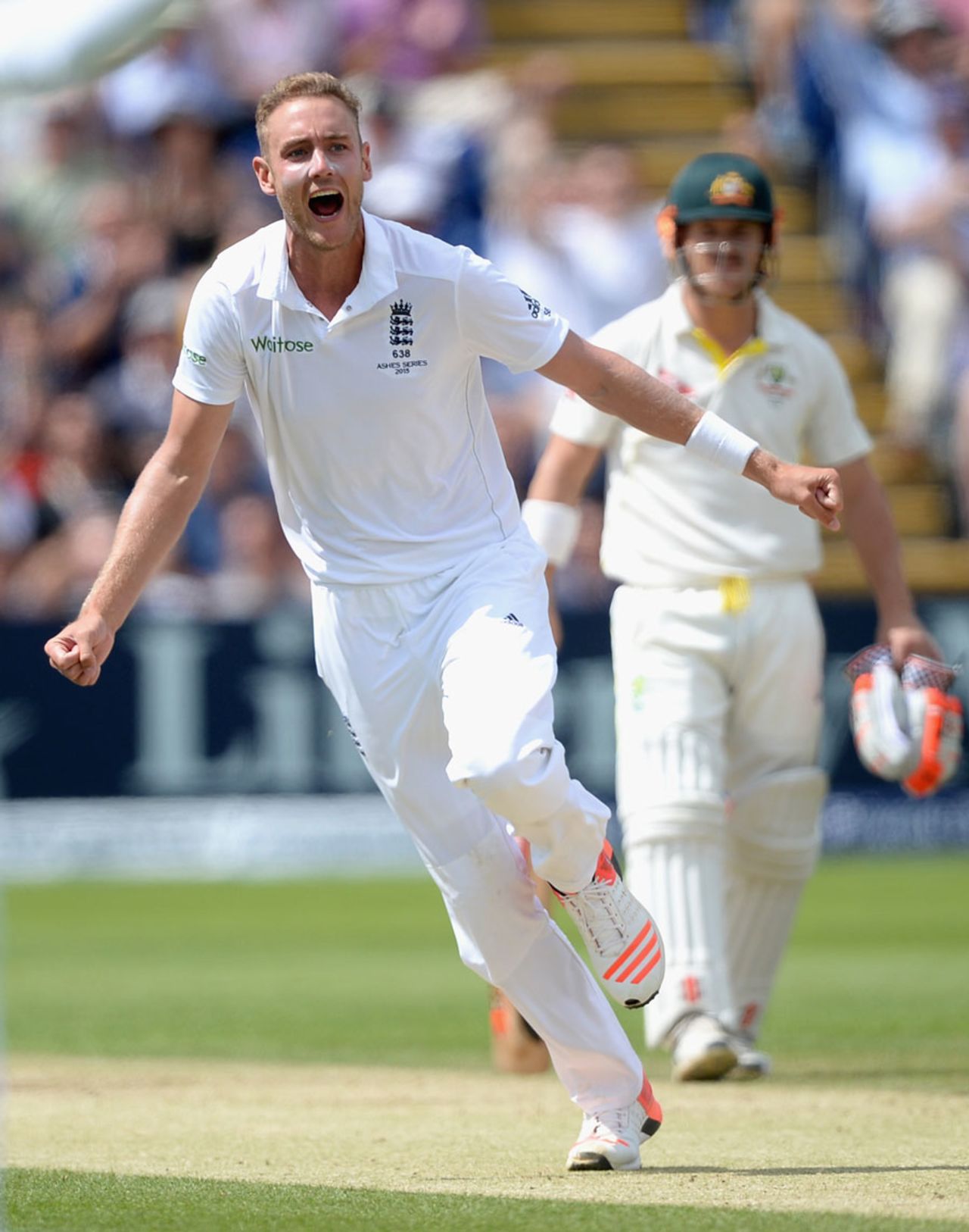 Stuart Broad celebrates the wicket of Chris Rogers, England v Australia, 1st Investec Ashes Test, Cardiff, 4th day, July 11, 2015