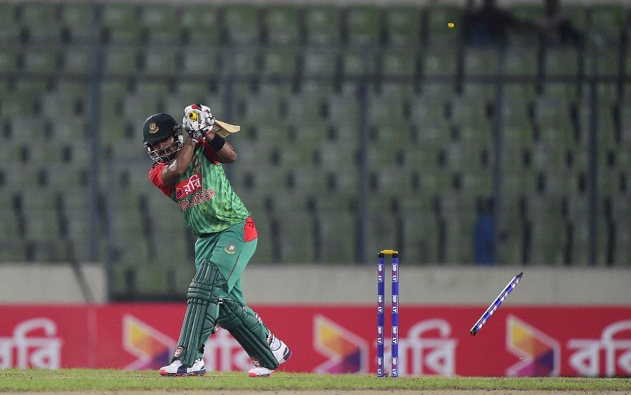 Kagiso Rabado blasts out Litton Das' stump, Bangladesh v South Africa, 2nd ODI, Mirpur, July 12, 2015