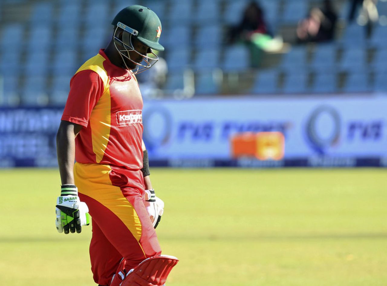 Elton Chigumbura was out for 10, Zimbabwe v India, 3rd ODI, Harare, July 14 2015