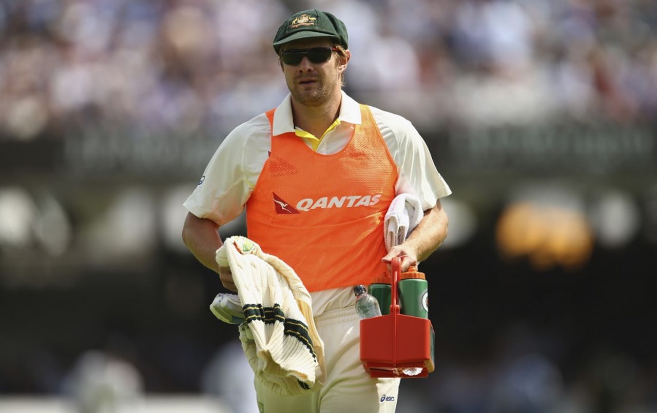 Shane Watson was left carrying drinks, England v Australia, 2nd Investec Ashes Test, Lord's, 2nd day, July 17, 2015