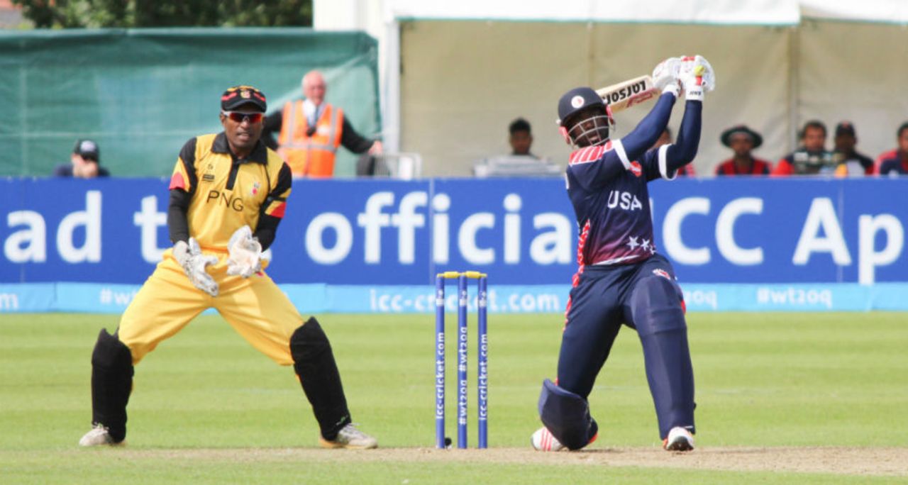 Nicholas Standford sends it over the long off fence, Papua New Guinea v United States of America, World T20 Qulifier, Group A, Dublin, July 19, 2015
